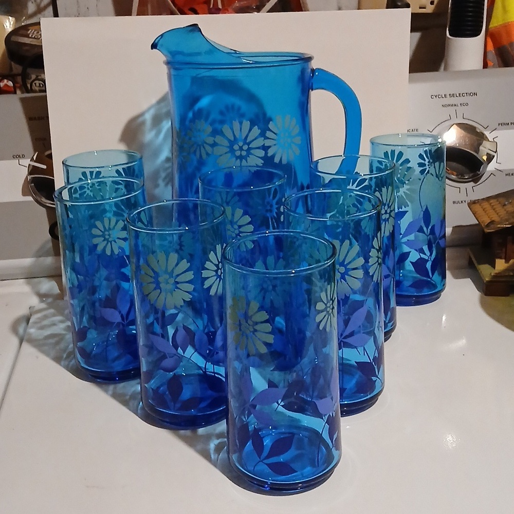 Vintage 70s MCM Anchor Hocking Blue Misty Daisy Glass Pitcher and 8 Tumbler Set